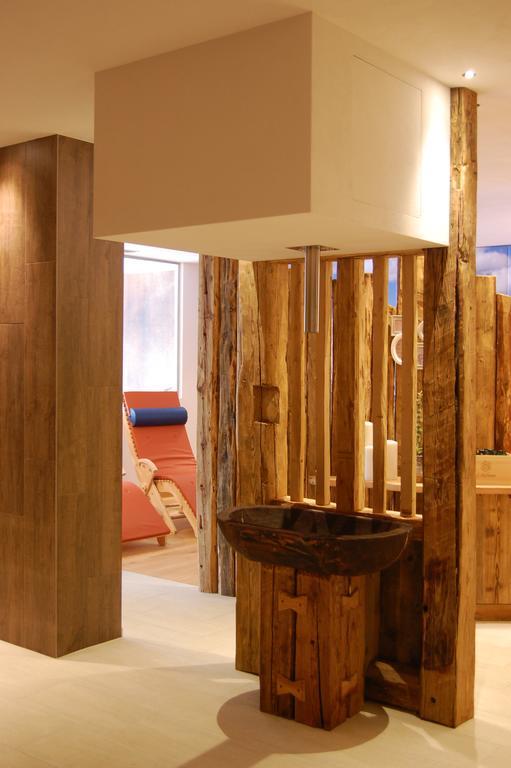 Luech Da Pcei Hotel San Cassiano  Ngoại thất bức ảnh